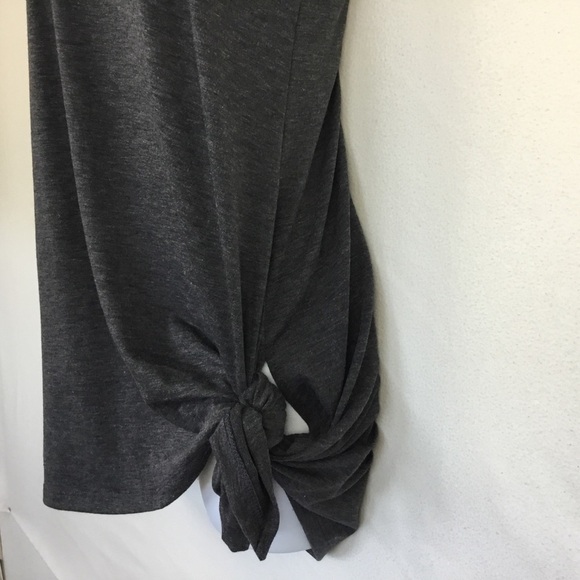 Willow & Clay Gray One Shoulder Knit Top. - Picture 4 of 7